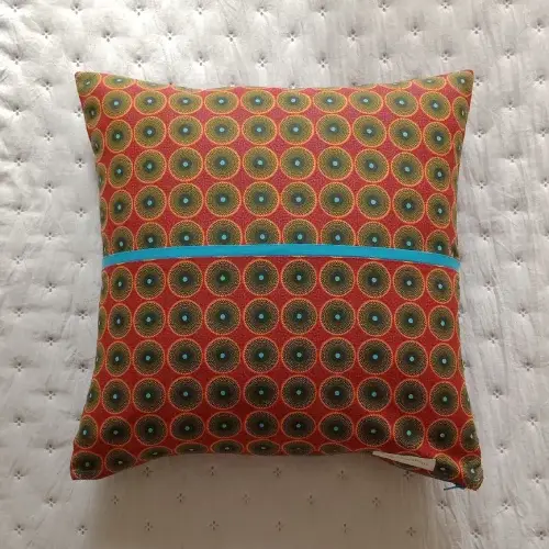 Coussin déco Wax "Ghuali" bleu